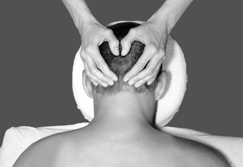 Massage crâne, nuque & épaules